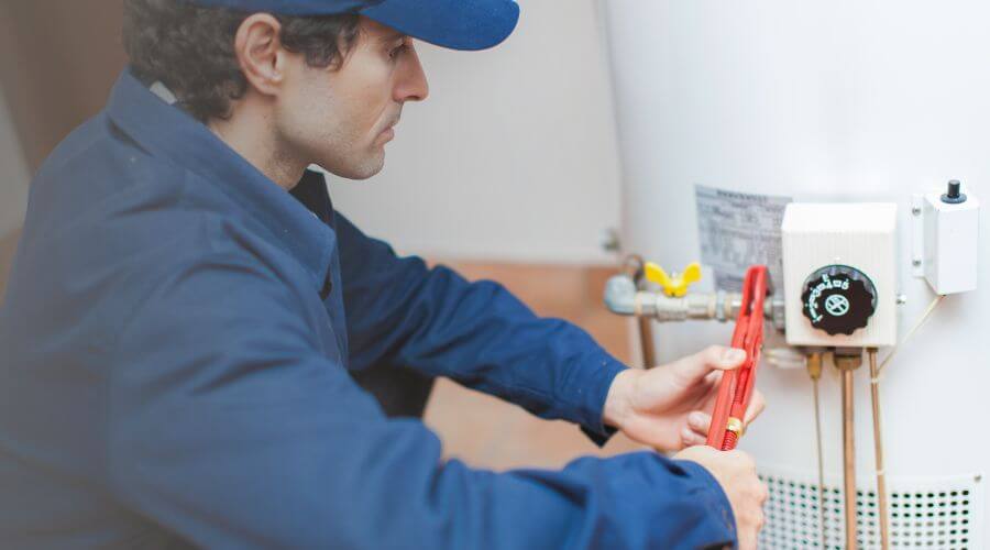 Professional expert plumbing services in Pinecrest, CA